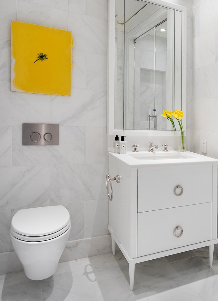 Closeup of renovated bathroom with Geberit toilet system in Woolworth Building, Manhattan (© Geberit)