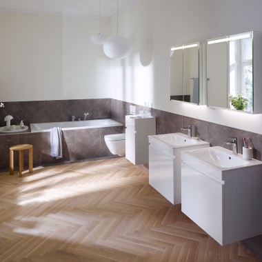 Bathroom with products from the Geberit bathroom series