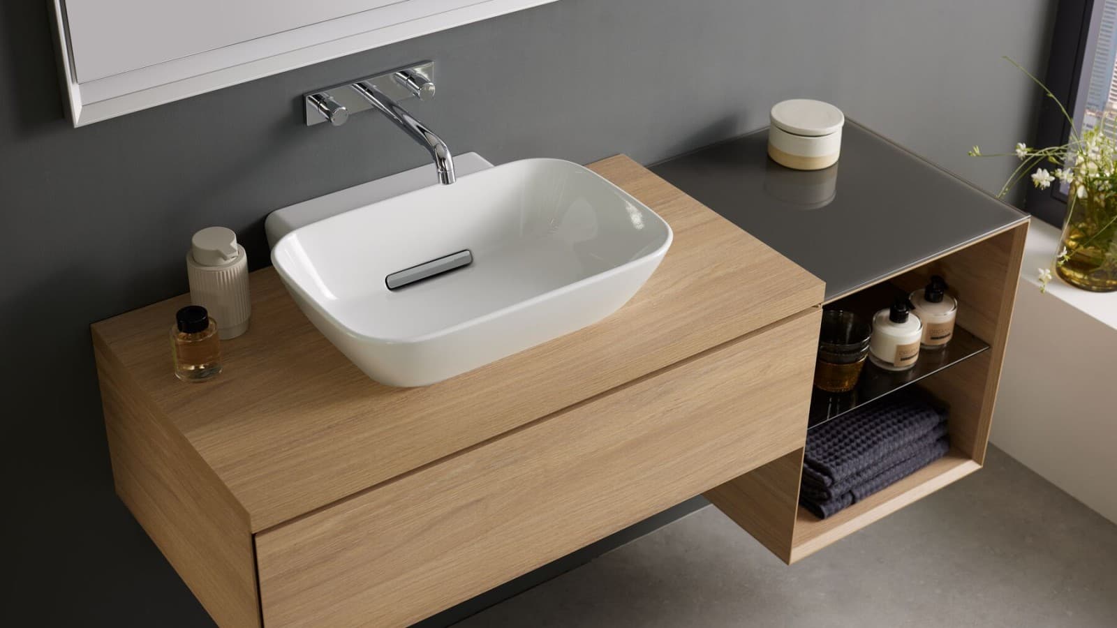 Wall-hung washbasin with cabinet in oak Wall-hung washbasin with cabinet in oak